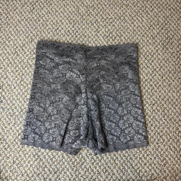 Cute vintage lingerie gray lace lace bloomer mini shorts - Picture 6 of 6